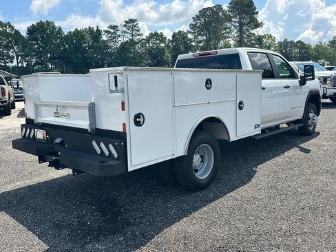 New 2026 GMC Sierra 3500 Pro w/ Convenience Package AWD/4WD image 6