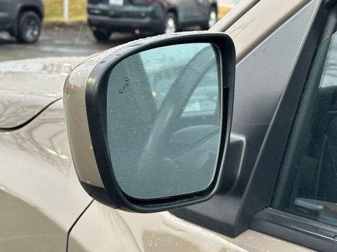 Used 2023 Nissan Frontier PRO-4X w/ Technology Package image 13