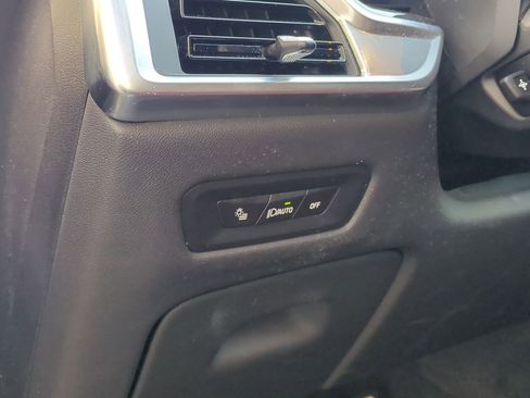 Certified 2025 BMW X5 xDrive40i w/ M Sport Package image 17