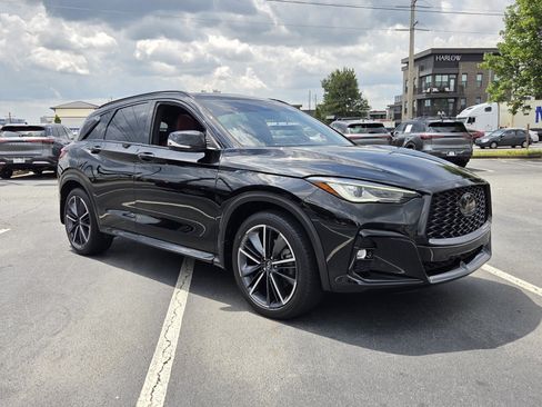 Used 2024 INFINITI QX50 Sport FWD image 4
