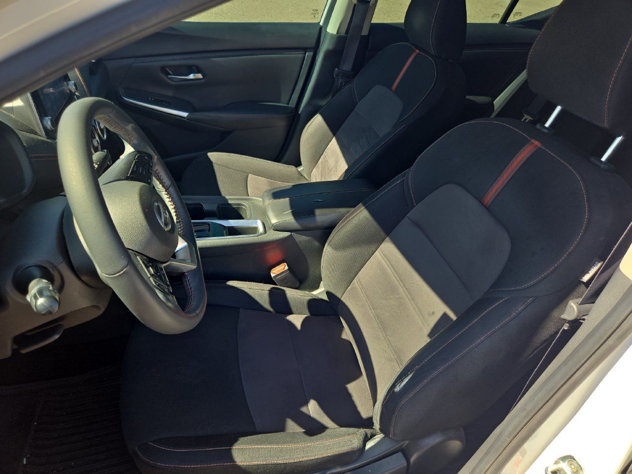 Used 2023 Nissan Sentra SR FWD image 26