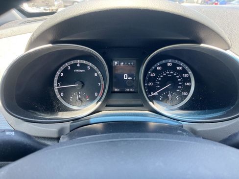 Used 2017 Hyundai Santa Fe Sport AWD/4WD image 17