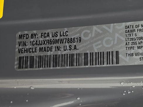 Used 2021 Jeep Wrangler Unlimited Rubicon 4xe w/ Steel Bumper Group AWD/4WD image 36