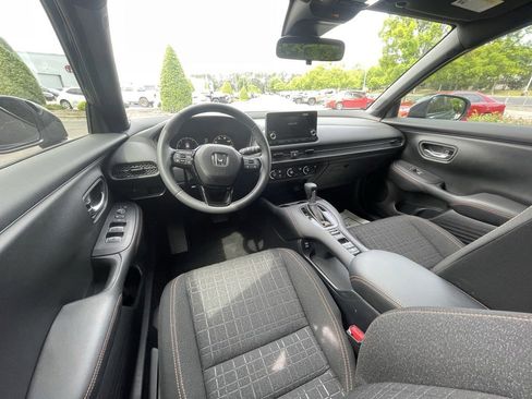 Used 2024 Honda HR-V Sport image 19