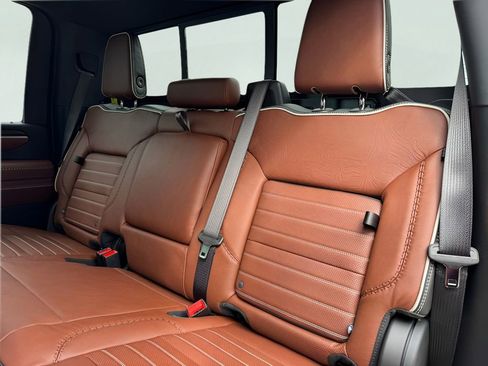 New 2026 GMC Sierra 2500 Denali Ultimate AWD/4WD image 13