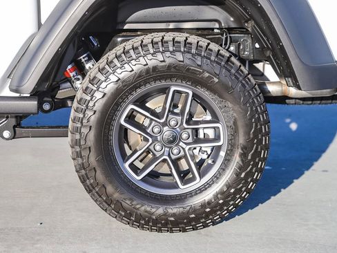New 2026 Jeep Gladiator Mojave AWD/4WD image 8