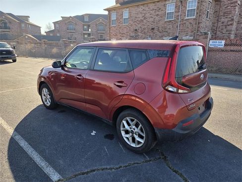 Used 2020 Kia Soul S image 5