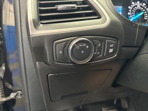 Used 2022 Ford Edge SEL w/ Convenience Package AWD/4WD image 41