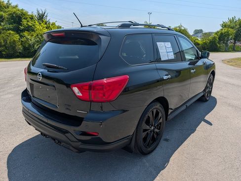 Used 2018 Nissan Pathfinder SL w/ Midnight Edition Package AWD/4WD image 3