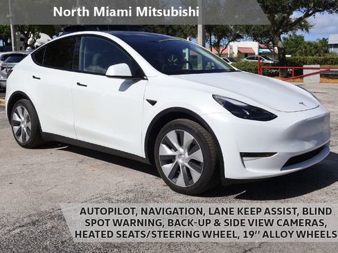 Used 2023 Tesla Model Y Long Range AWD/4WD image 1