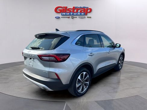 Used 2023 Ford Escape Platinum w/ Premium Technology Package image 5