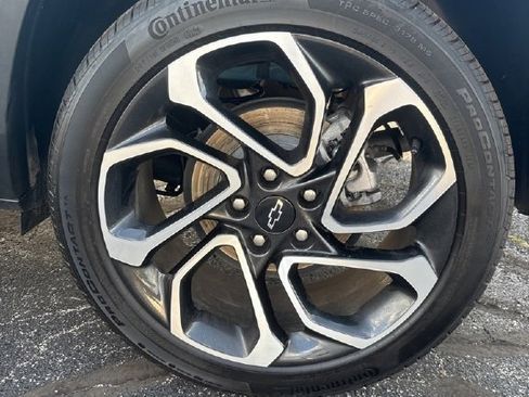 Used 2025 Chevrolet Trax RS image 5
