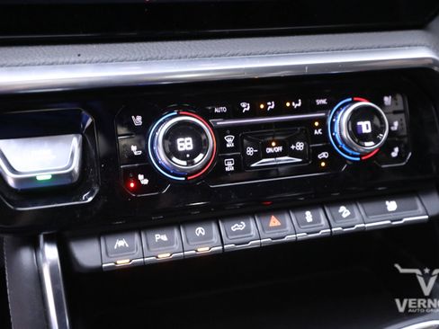 Used 2023 GMC Sierra 1500 Denali w/ Denali Reserve Package image 24