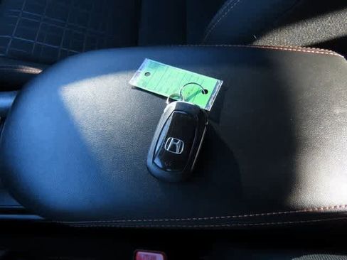 Certified 2023 Honda HR-V Sport image 25