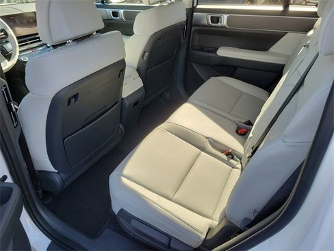 New 2026 Hyundai Santa Fe SEL image 19