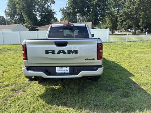 New 2026 RAM 1500 Express AWD/4WD image 6