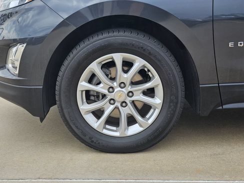 Used 2020 Chevrolet Equinox LS w/ LS Convenience Package FWD image 12