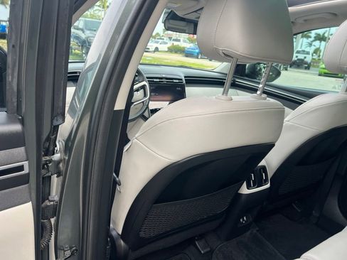 Used 2022 Hyundai Tucson Limited FWD image 48