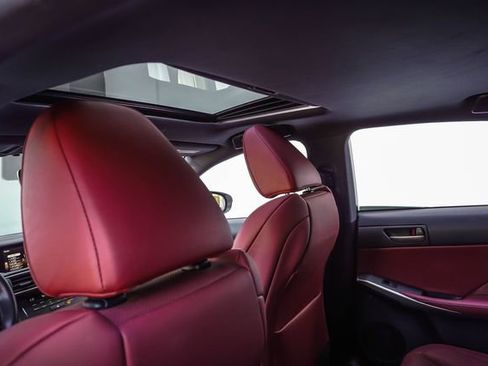 Used 2019 Lexus IS 300 F Sport w/ F Sport Package RWD image 21