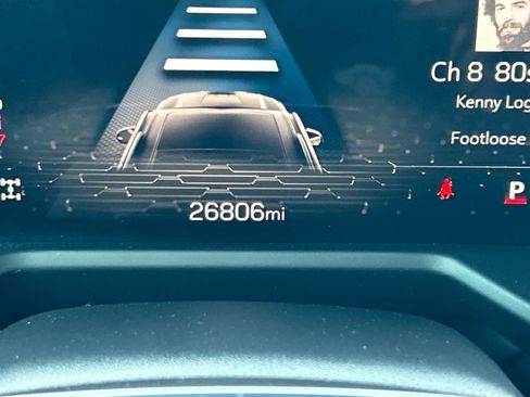 Certified 2024 GMC Acadia AT4 w/ Luxury Package image 24