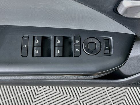 Used 2025 Kia K4 FWD image 15
