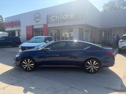 Used 2022 Nissan Altima 2.5 SR