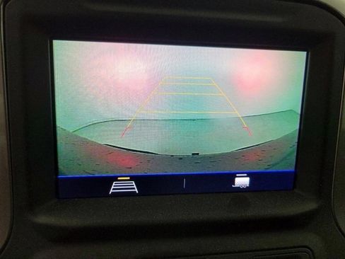 Used 2020 Chevrolet Silverado 1500 Custom w/ Custom Max Trailering Package image 4