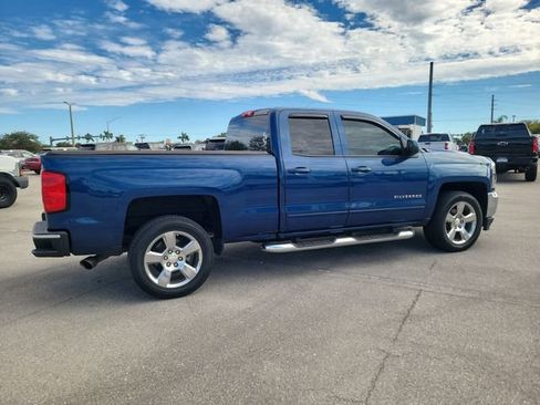Used 2018 Chevrolet Silverado 1500 LT w/ All Star Edition image 4