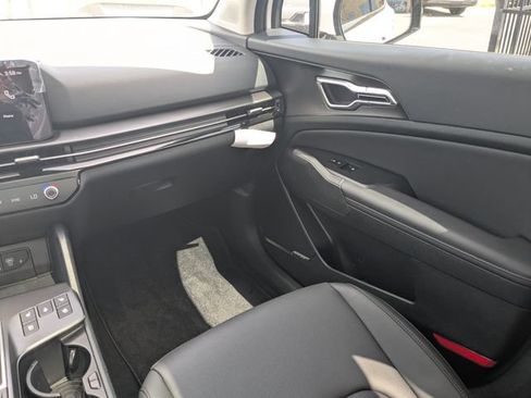 Certified 2026 Kia Sportage SX FWD image 15