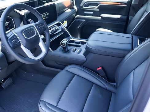 New 2026 GMC Sierra 1500 Denali w/ Denali Reserve Package AWD/4WD image 9