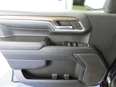 Used 2023 Chevrolet Silverado 1500 LT w/ Protection Package image 15