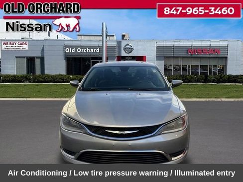 Used 2016 Chrysler 200 Limited w/ Anniversary Edition FWD image 2