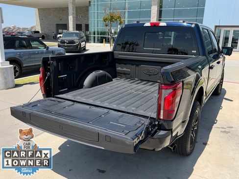 Used 2024 Ford F150 Platinum w/ FX4 Off-Road Package AWD/4WD image 31