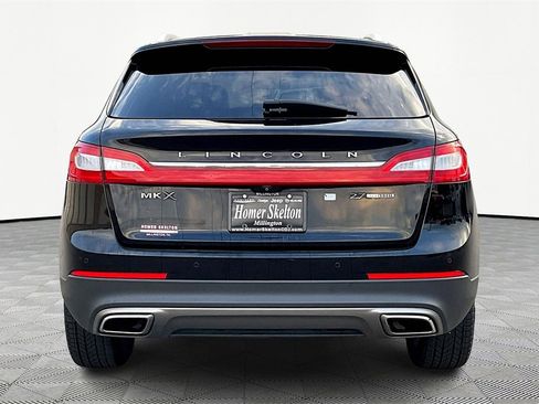 Used 2016 Lincoln MKX Reserve w/ Climate Package image 4
