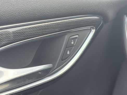 Used 2021 Buick Envision Preferred AWD/4WD image 26
