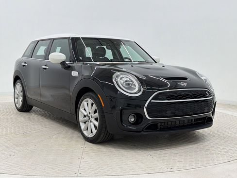 Used 2021 MINI Cooper Clubman S w/ Premium Package FWD image 7