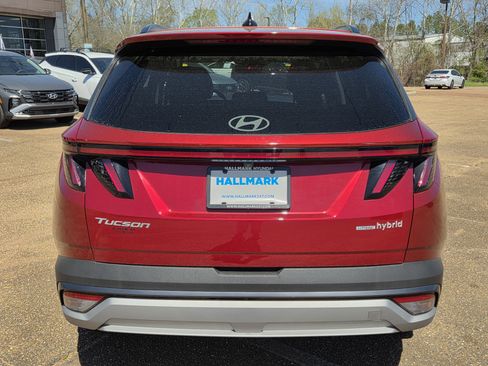 Certified 2025 Hyundai Tucson SEL AWD/4WD image 5