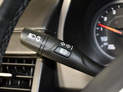 Used 2024 GMC Terrain SLT AWD/4WD image 22