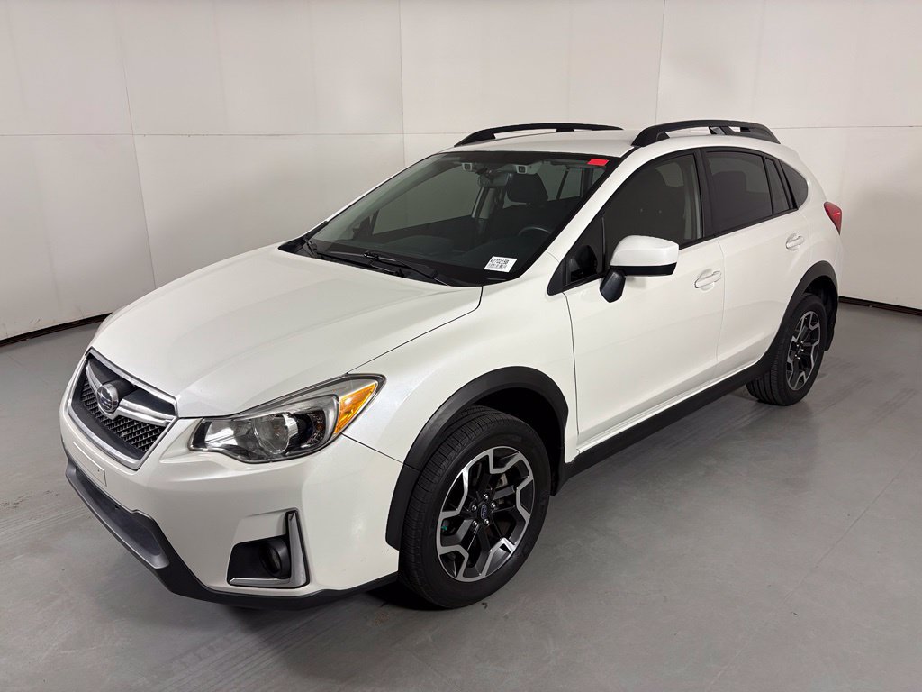 Used 2017 Subaru Crosstrek 2.0i Premium AWD/4WD image 4