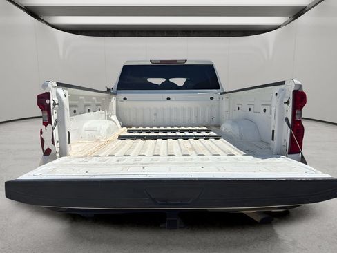 Used 2023 Chevrolet Silverado 2500 Custom AWD/4WD image 10