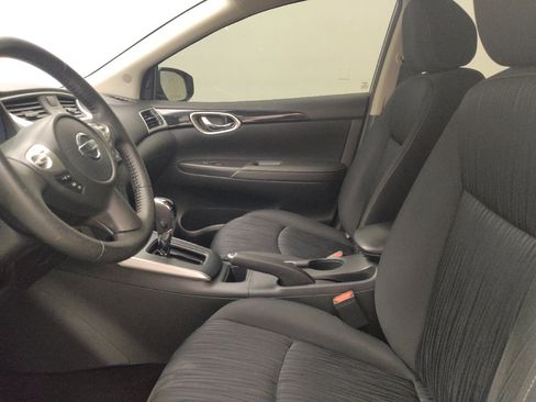 Used 2019 Nissan Sentra SV w/ Special Edition Package FWD image 17