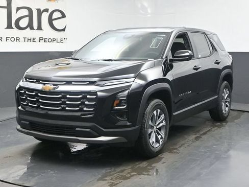 New 2026 Chevrolet Equinox LT w/ Convenience Package II FWD image 12