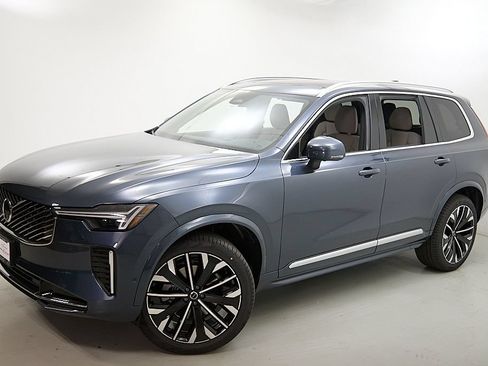 New 2026 Volvo XC90 B6 Plus w/ Protection Package AWD/4WD image 3