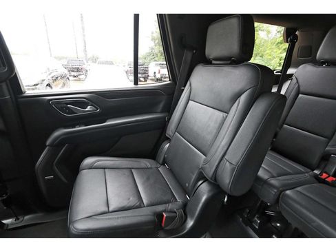 Used 2022 Chevrolet Tahoe LT w/ Luxury Package AWD/4WD image 9