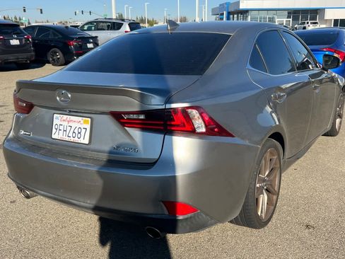 Used 2015 Lexus IS 250 image 2