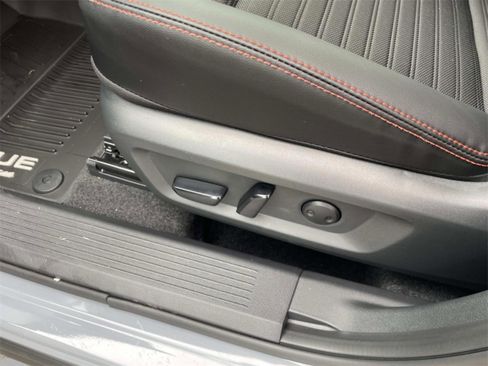 New 2026 Nissan Rogue SV AWD/4WD image 15