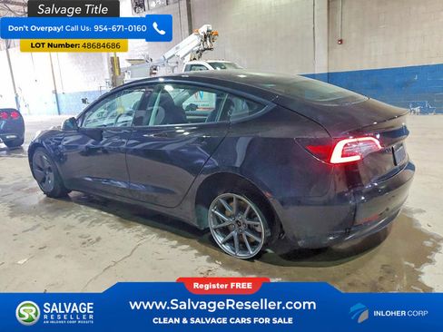 Used 2022 Tesla Model 3 Long Range AWD/4WD image 3