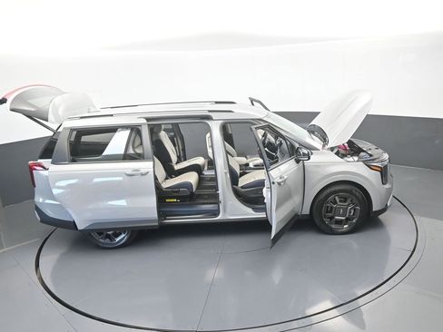 Used 2026 Kia Carnival EX FWD image 72