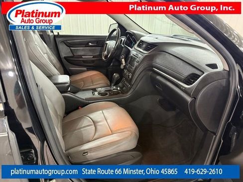 Used 2017 Chevrolet Traverse LT AWD/4WD image 37