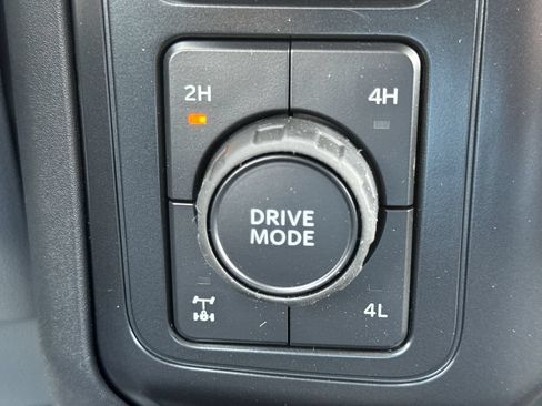 New 2026 Ford F250 4x4 Crew Cab Super Duty image 26